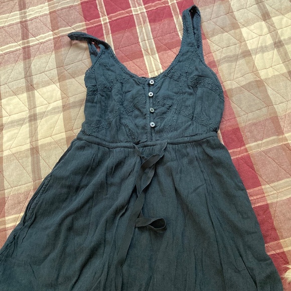 Abercrombie & Fitch Dresses & Skirts - Abercrombie and Fitch linen dress